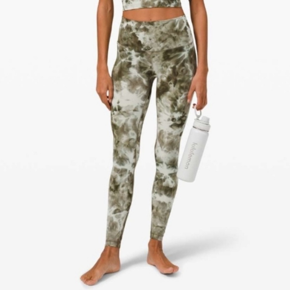 Lululemon Athletica Green Camouflage Leggings High-Waisted Stretch